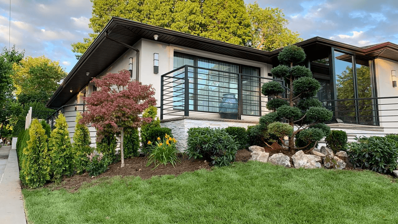 Modern Contemporary Design — Hollis Hills, NY